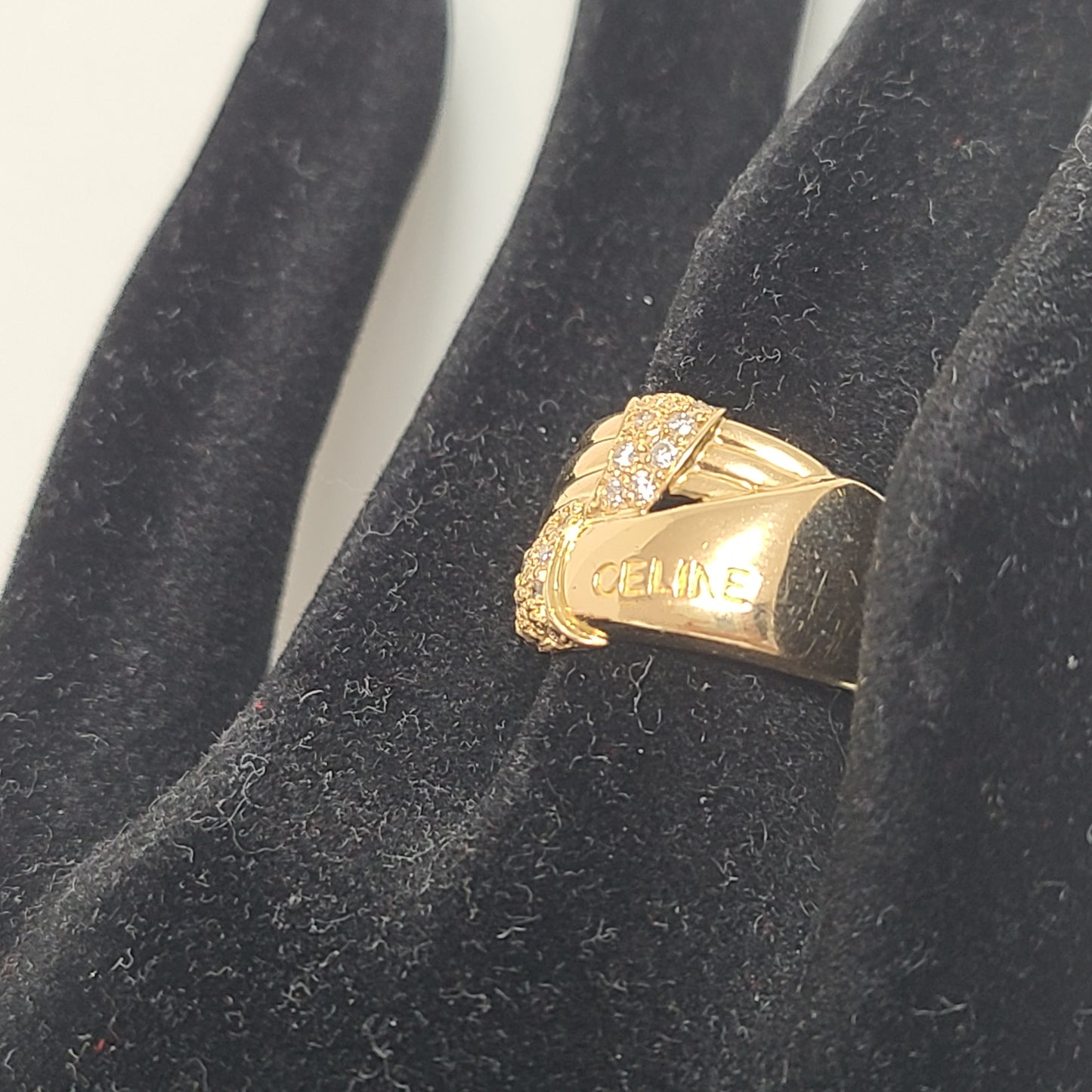 Celine 18k Y/G diamond ring