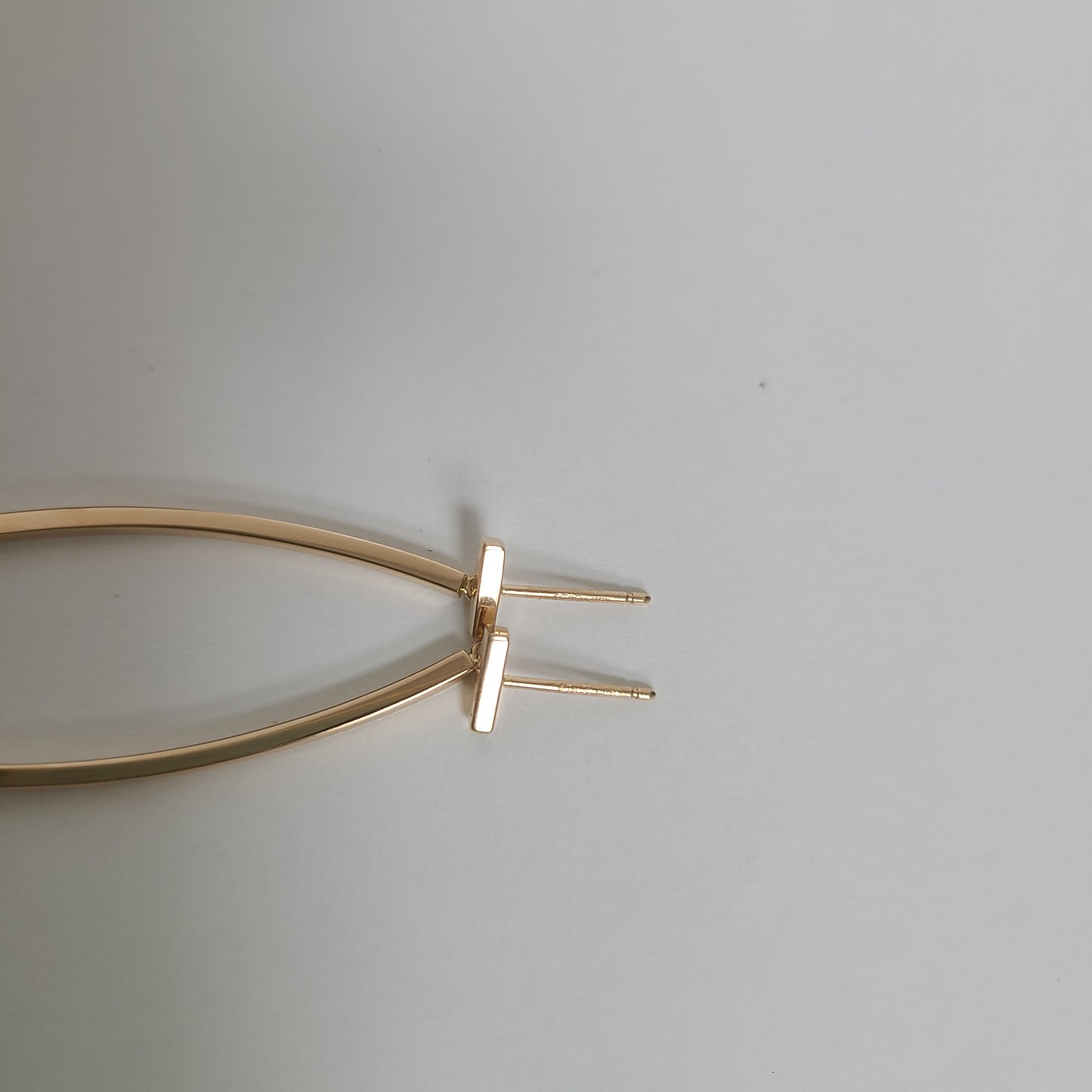 Tiffany T Bar 18k YGold Earring