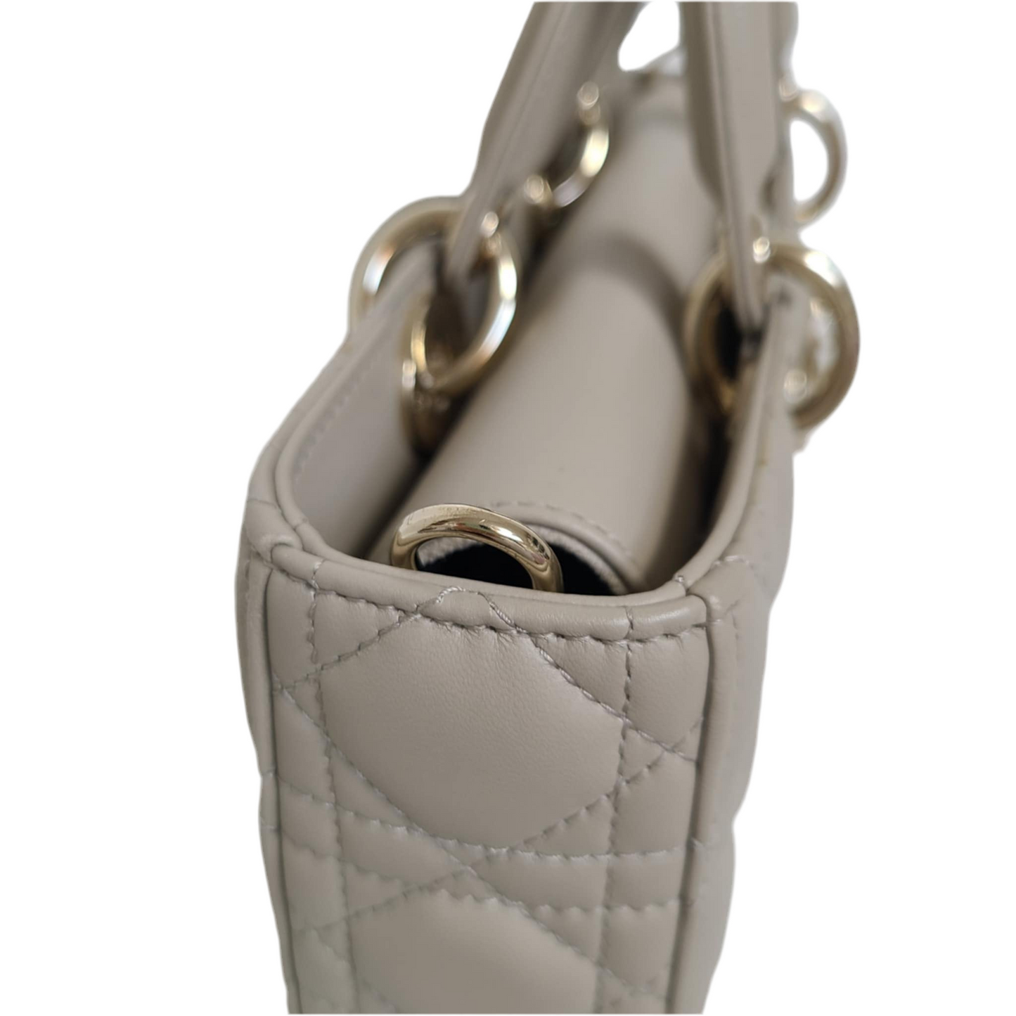 Dior D Joy Medium