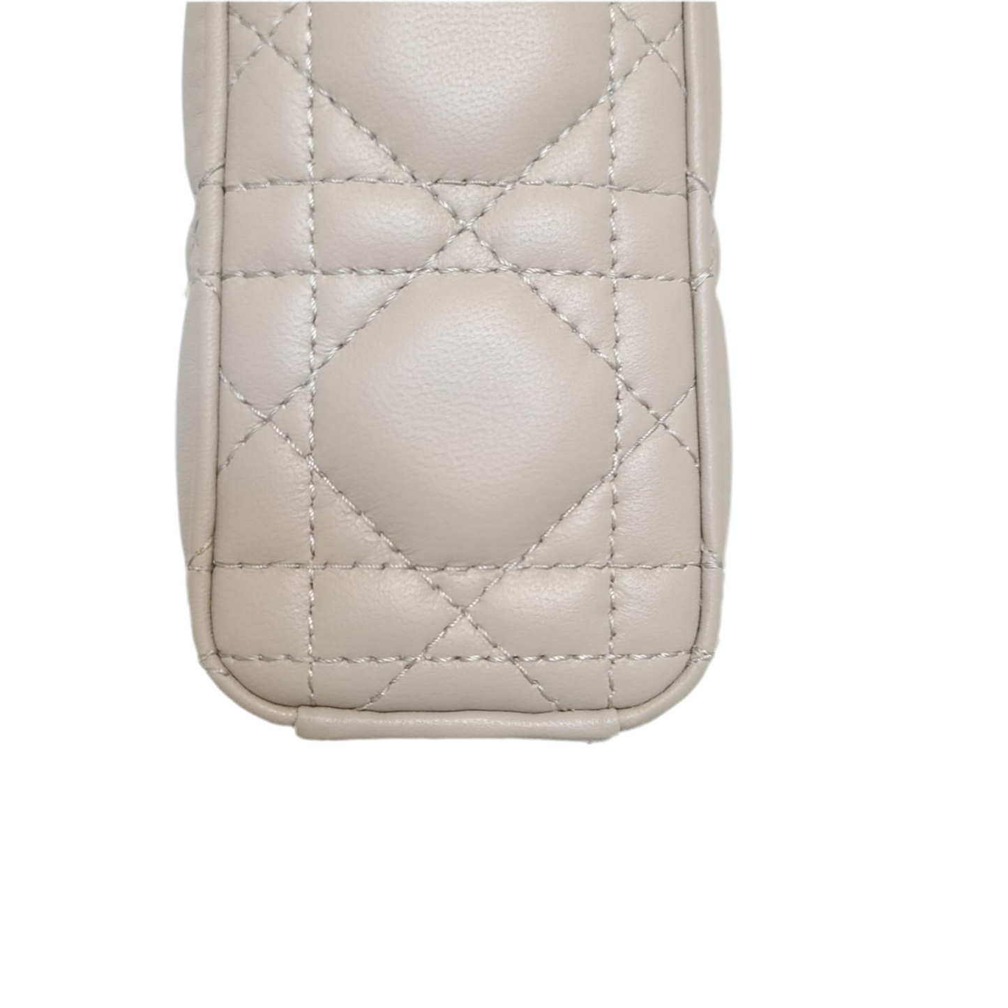 Dior D Joy Medium