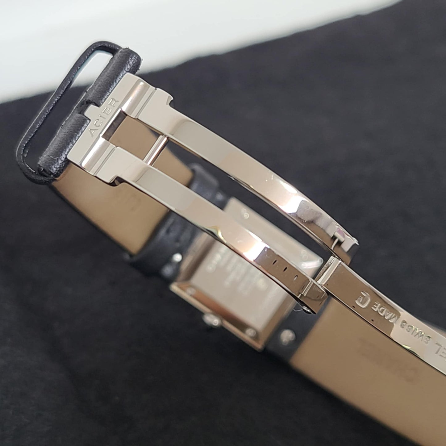 Chanel Matelasse SS Patent Leather Strap Black Dial Women's Quartz