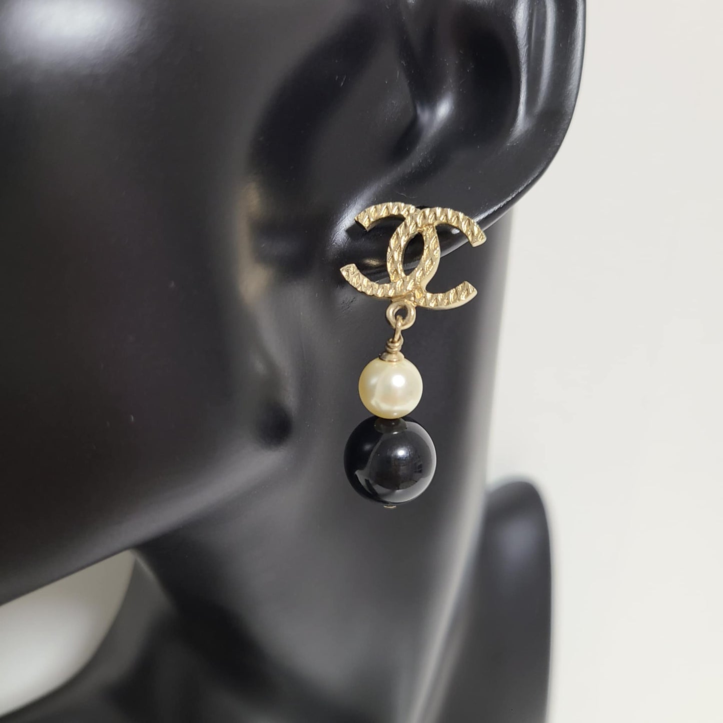 Chanel Bicolor CC Pearl Drop Earring