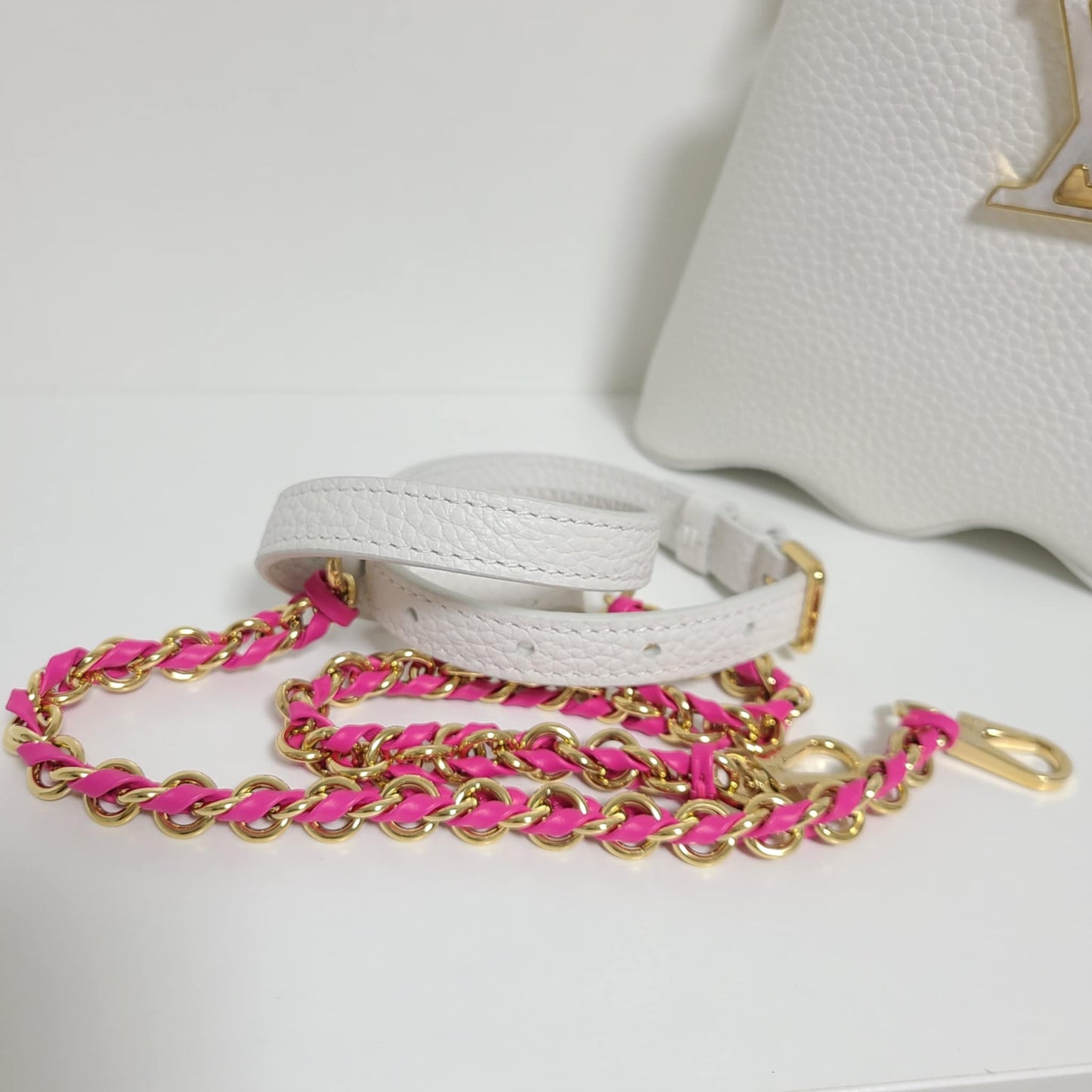 Louis Vuitton Capucines Capushell Mini