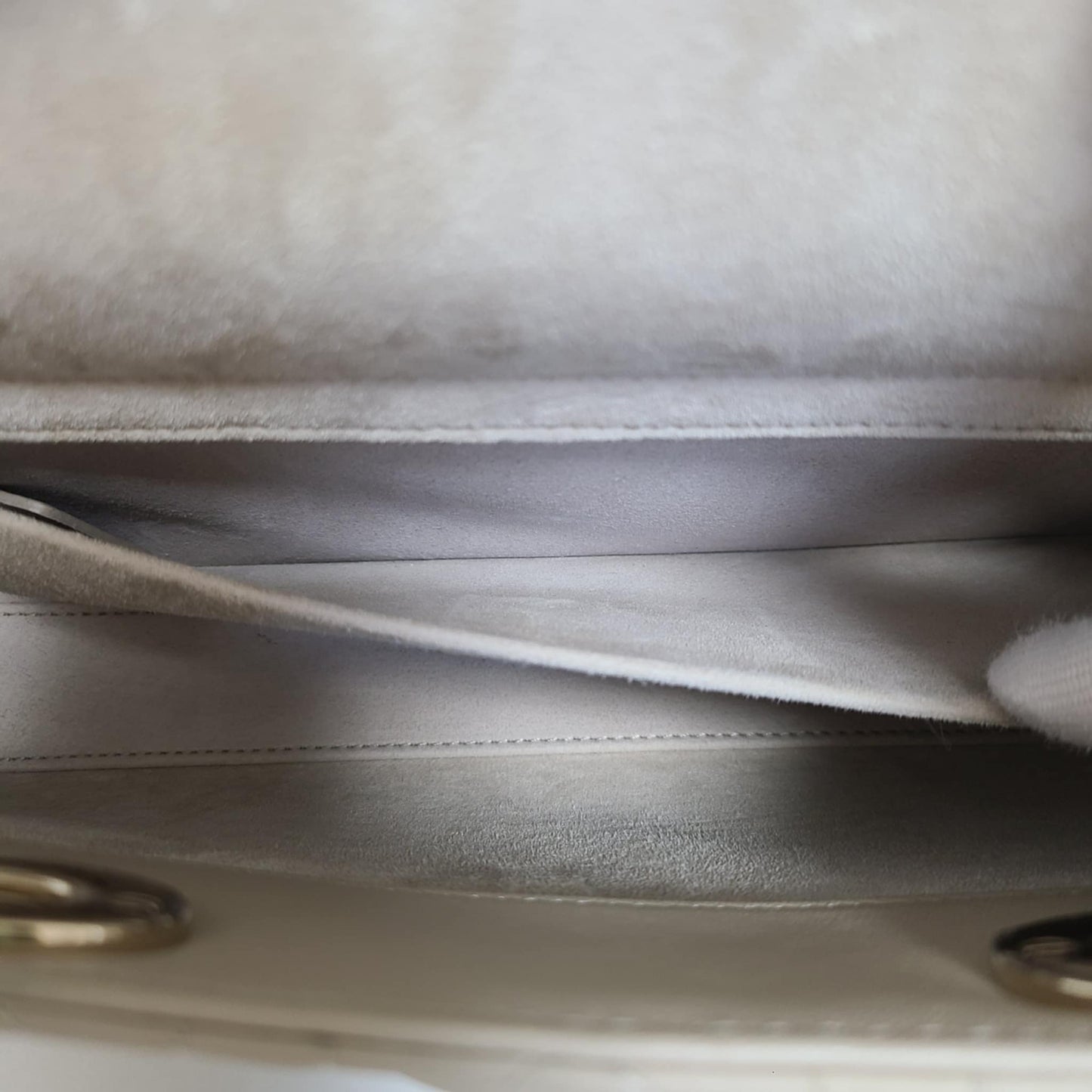 Dior D Joy Medium