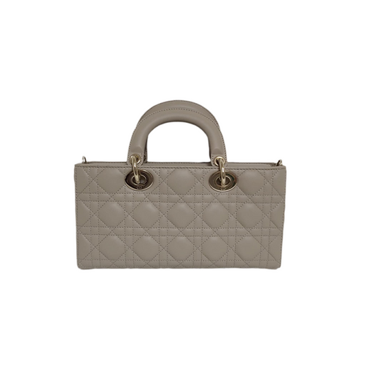Dior D Joy Medium