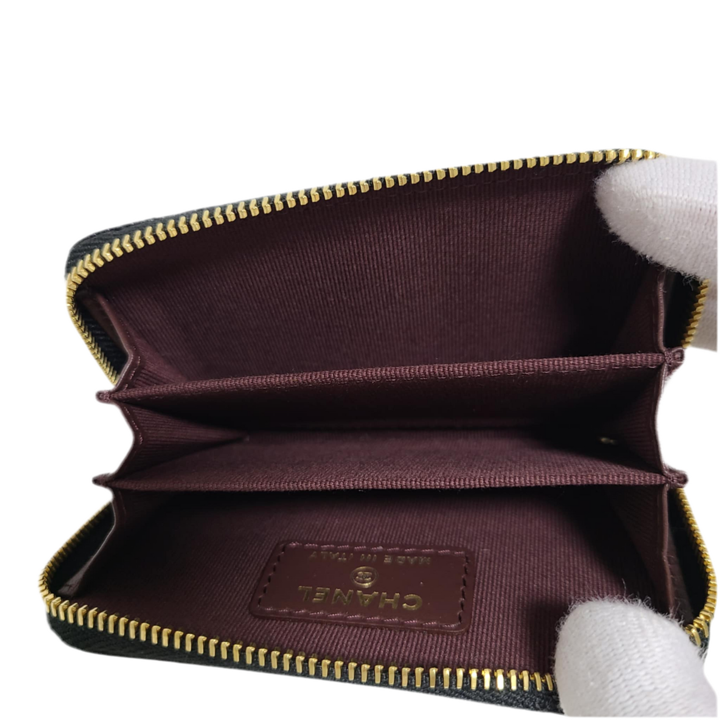 Chanel Caviar Card Case Round Zipper