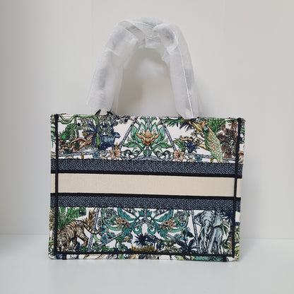 Dior Booktote M