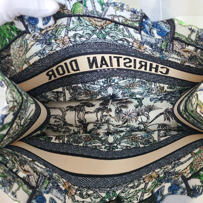 Dior Booktote M