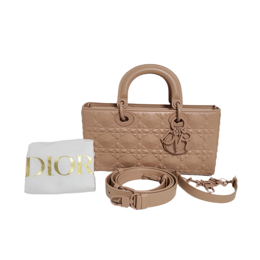 Dior D Joy Medium