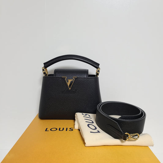 Louis Vuitton Mini Capucines in black Taurillon Leather