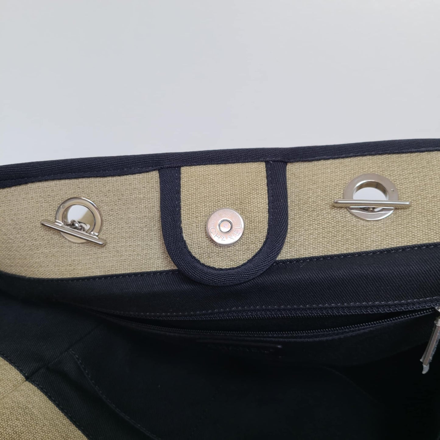 CHANEL Deauville Tote