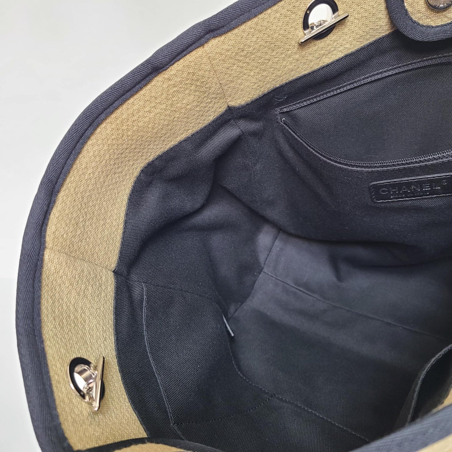 CHANEL Deauville Tote
