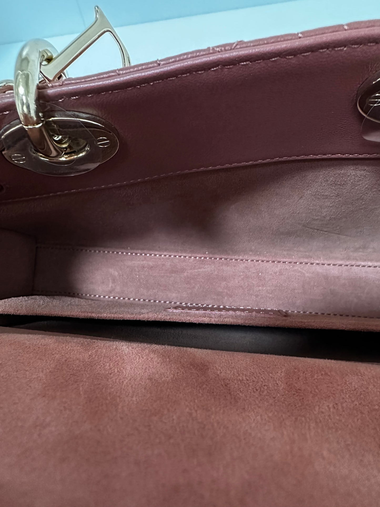Dior D Joy Medium