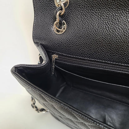 CHANEL Classic Single Flap 30 cm – Caviar Leather