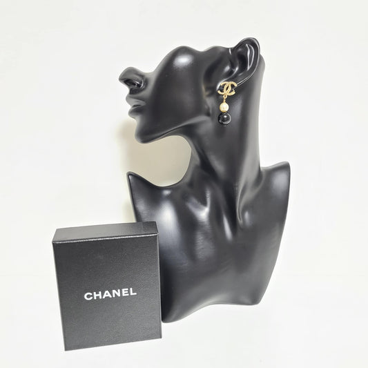 Chanel Bicolor CC Pearl Drop Earring