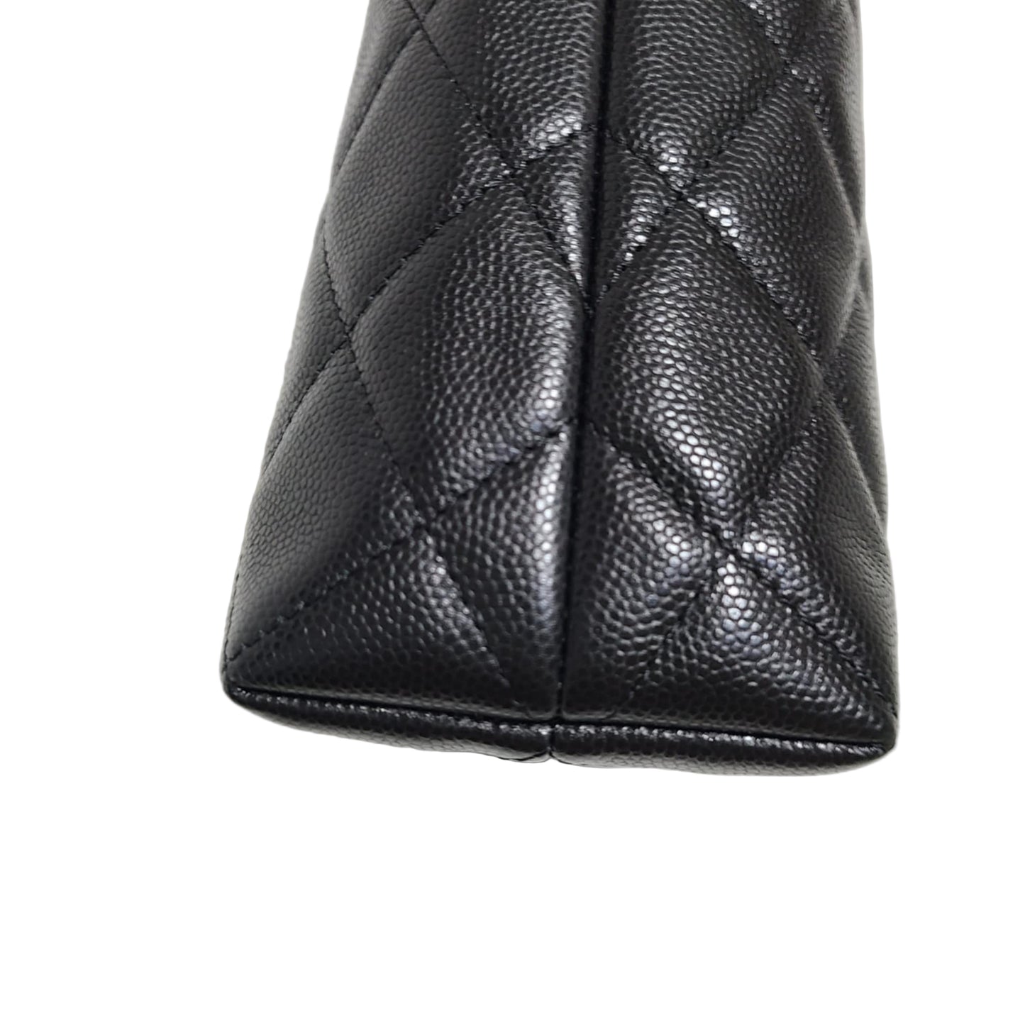 Chanel CLUTCH WITH CHAIN Grained Shiny Caviar & Gold-Tone Metal Black 2024-2025 fall-winter pre collection