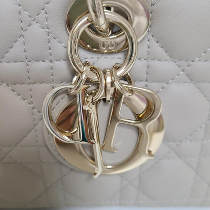 Dior D Joy Medium